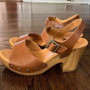 Korks Platform Sandals